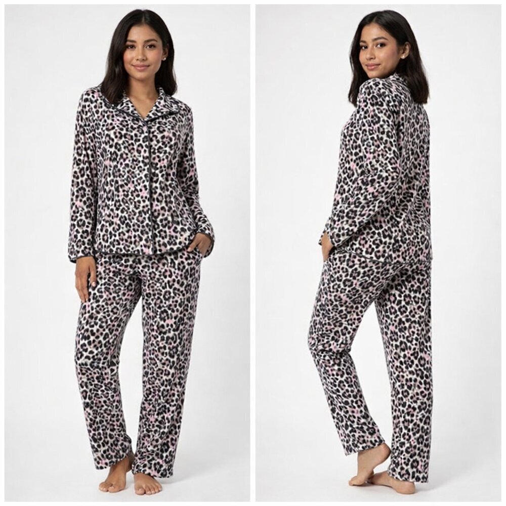 NWT Rene Rofe Fleece Leopard Print Pajama Set Long Sleeve and Pants Size Medium